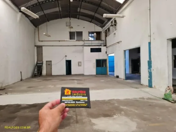 Imagem Galpão para Venda em RIO DE JANEIRO, VIGÁRIO GERAL, 4 banheiros