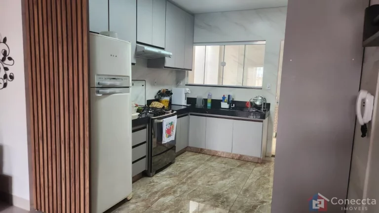 Imagem Casa à Venda no Bairro Bela Vista em Patos de Minas – 3 Quartos com Suíte e Área Gourmet