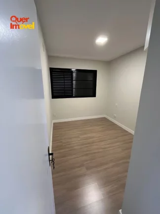 Imagem Apartamento à venda no Jardim Irajá, zona sul de Ribeirão Preto-SP com 2 quartos, 1 sala, 2 banheiros, 1 vaga de garagem e 70,00 m² de área. Quer Imóvel Negócios Imobiliários.