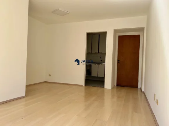 Imagem Venda 2 quartos (1 suíte) com vaga fixa Shopping Frei Caneca