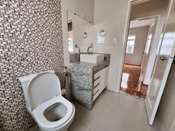 Imagem LOCAÇÃO: Apartamento 3 Quartos no Centro de Barbacena – Reformado e Pronto para Morar