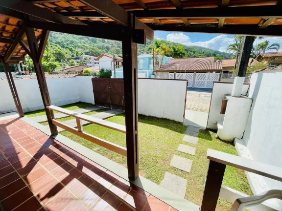 Imagem LINDA CASA A VENDA NA PRAIA DAS TONINHAS !!!