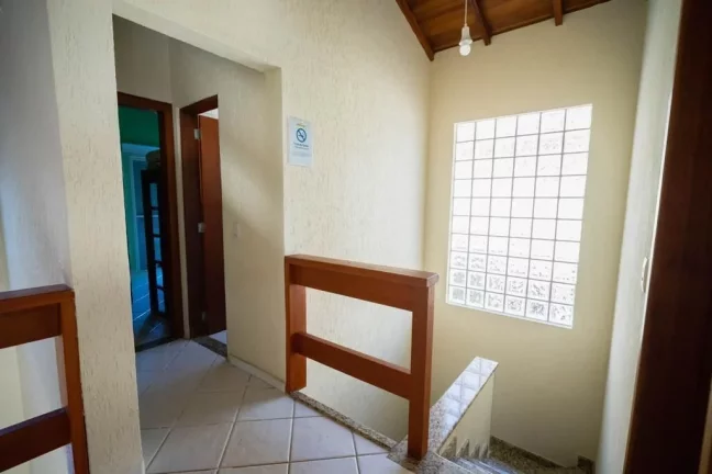Imagem Morada da Praia - Casa de Praia Sobrado mobiliada para locação no Condomínio Morada da Praia em Bertioga, com 6 dormitórios e piscina