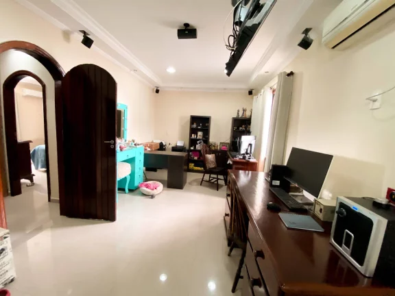 Imagem Belíssima Cobertura triplex no bairro Embaré