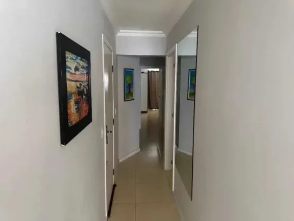 Imagem Apartamento 3 dormitórios sendo 1 suíte e 1 vaga de garagem em Meia Praia