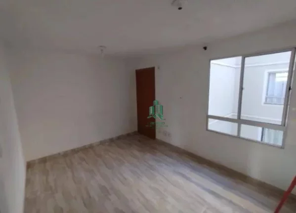 Imagem Apartamento com 2 dormitórios à venda, 44 m² por R$ 250.000,00 - Água Chata - Guarulhos/SP