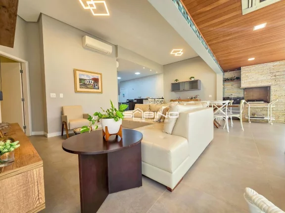 Imagem Apartamento Pé na Areia Fontal à Venda, com 4 dormitórios 4 Suítes 184m² - Riviera de São Lourenço Bertioga SP