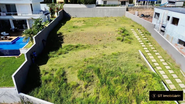 Imagem Terreno à Venda em Atibaia/SP - Dentro do Condomínio Flamboyant - R$ 1.5 Mi