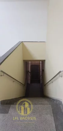 Imagem Salão comercial, em sobreloja, para locação. Jardim das Flores / Osasco