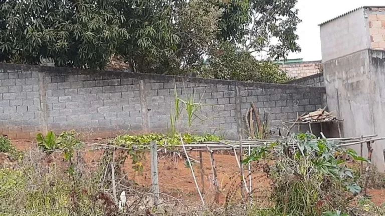 Imagem Lote à venda, no Loteamento Vale das Rosas, em Barbacena, Grogotó, 360m2