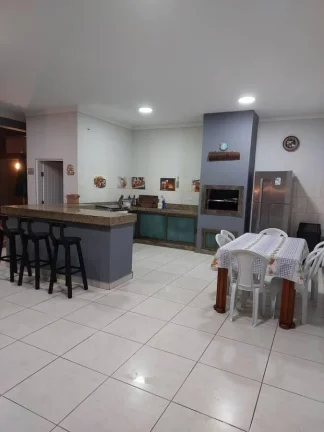 Imagem Casa para Venda em Itanhaém, Centro, 5 dormitórios, 5 suítes, 1 banheiro, 8 vagas