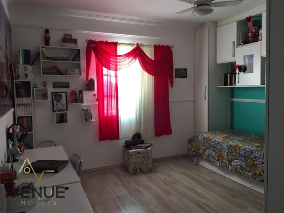 Imagem Sobrado com 4 dormitórios à venda, 260 m² por R$ 790.000,00 - Jardim Guairaca - São Paulo/SP