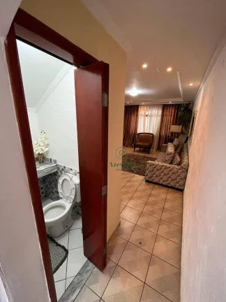 Imagem Sobrado com 3 dormitórios à venda, 199 m² por R$ 742.000,00 - Jardim Bom Clima - Guarulhos/SP