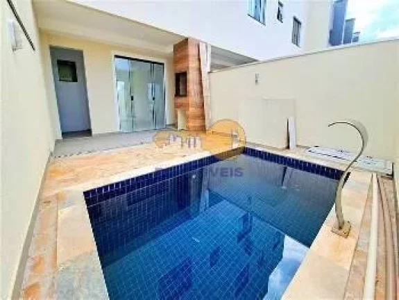 Imagem CONDOMÍNIO DE SOBRADO TRÍPLEX COM 3 DORMITÓRIOS NO BALNEÁRIO IRACEMÃ