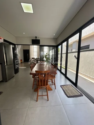 Imagem Casa térrea à venda no Condomínio Vila Bela Siena, ideal para quem busca conforto, sofisticação...