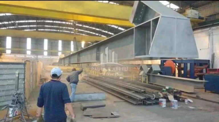 Imagem Vende ou Aluga Galpão Comercial com 3.500m², Zona Mista e Urbana, Ponte Rolante 20, 10 e 3 TON. Pé direito 8 mts em Rio Grande da Serra-SP