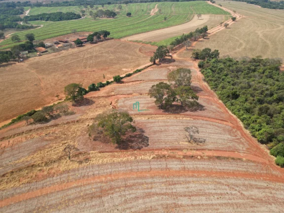 Imagem Fazenda a venda com 32.9 alqueires próxima a Franca/SP (Entre Cristais Paulista e Claraval)