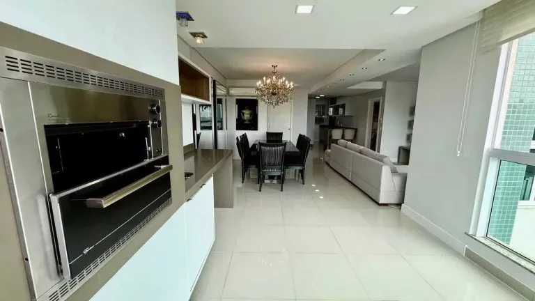 Imagem Apartamento mobiliado e Decorado com 3 suítes, 3 vagas na Barra Norte em Balneário Camboriú