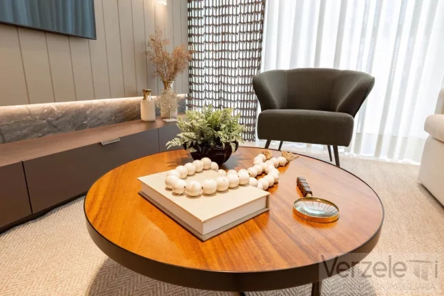 Imagem Apartamento 4 ou + dormitórios para Venda em Balneário Camboriú / SC no bairro Centro