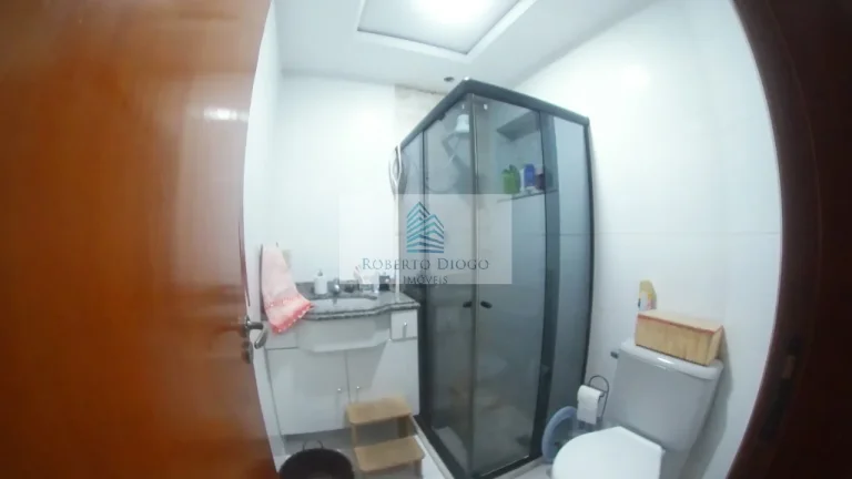 Imagem Casa em Condomínio de Luxo na Taquara, Rio de Janeiro - 3 Quartos, 1 Suíte, 1 Sala, 93m² de Área - Imperdível!