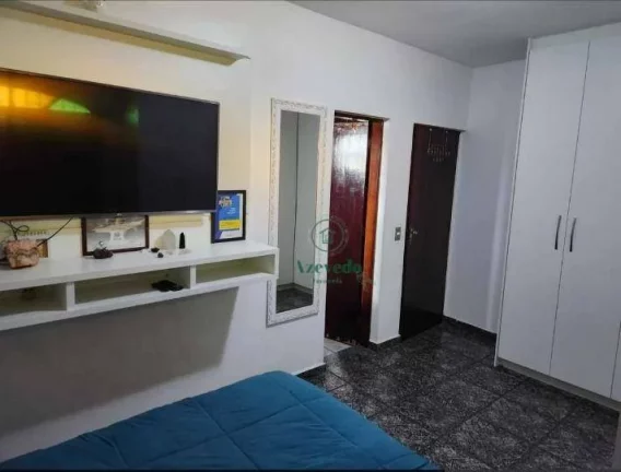 Imagem Sobrado à venda, 400 m² por R$ 689.000,00 - Cidade Soberana - Guarulhos/SP