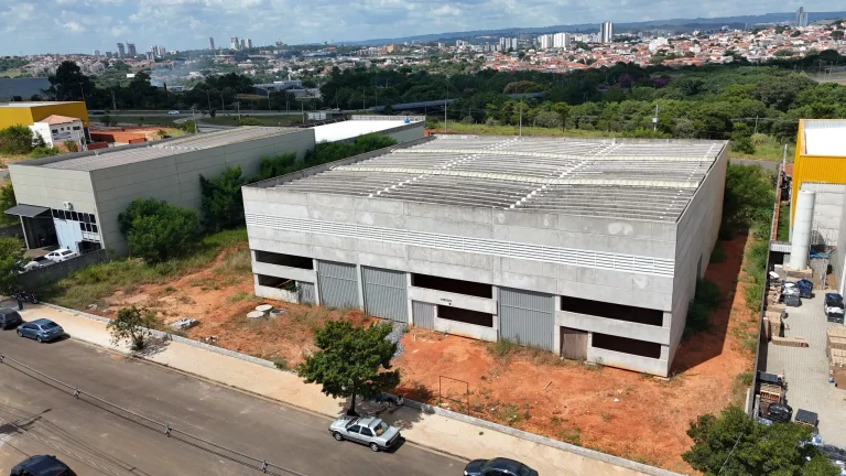 Imagem Galpão com 2.047m² Logístico no Centro Empresarial de Sorocaba/SP