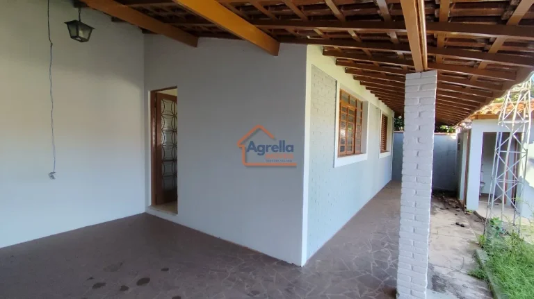 Imagem Casa à venda no bairro Vila Bianchi - Mogi Mirim/SP