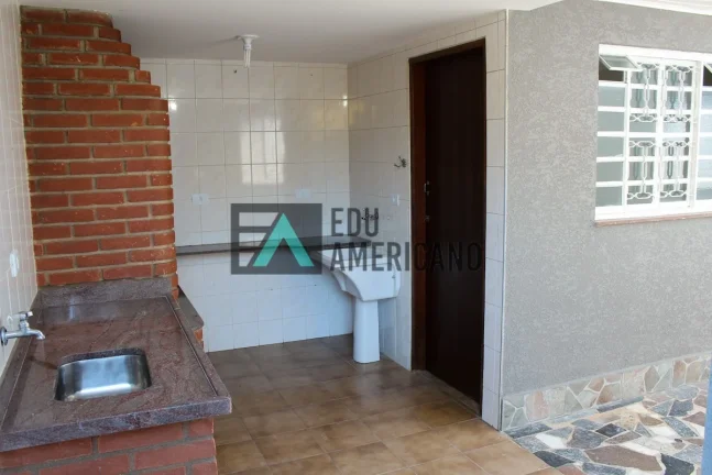 Imagem CASA EM EXCELENTE LOCALIZAÇÃO EM PIRACAIA