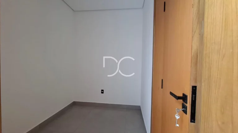 Imagem Condomínio Terras de São Francisco - Venda |115,00 AC m² |165,00 AT m² |3 Dorm |2 Suíte |3 Ban | 4Vagas