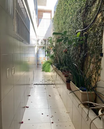 Imagem Sobrado 4 Dorm. (3 suítes) Escritório Elevador Salão de festas Churrasqueira