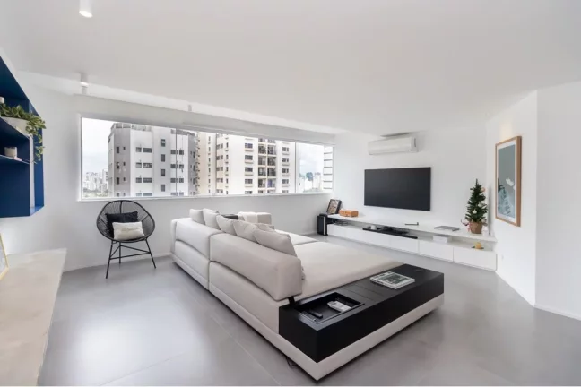 Imagem Cobertura à venda em São Paulo, Vila Olímpia, com 3 quartos, 250m2