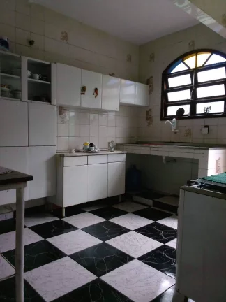 Imagem VENDO CASA COM 3 QUARTOS 87M² BOA NO BAIRRO BANGU - RJ