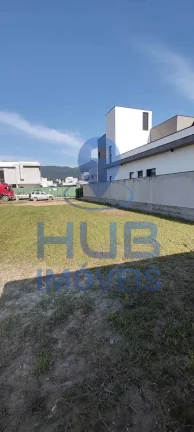 Imagem Terreno com 372,73 m² em condomínio fechado em Camboriú/SC