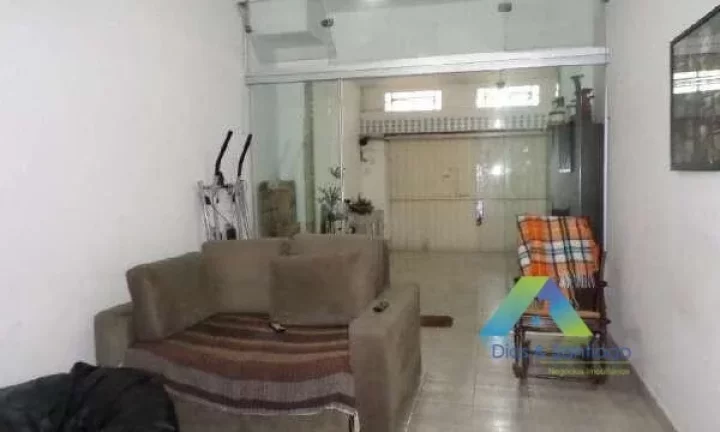 Imagem Excelente sobrado 3 dormitórios, 2 vagas espaço gourmet com ótima localização.