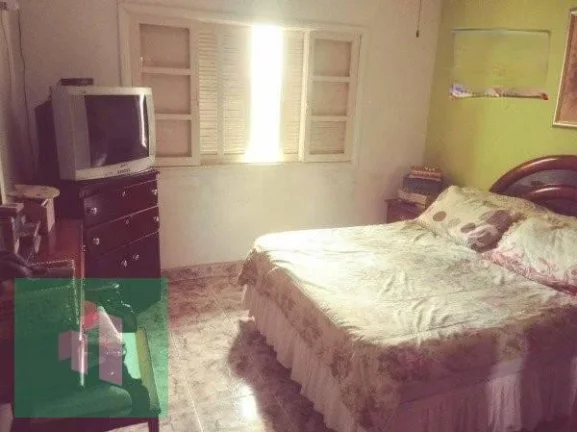 Imagem Sobrado com 3 quartos, 182m2, à venda