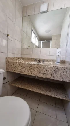 Imagem Este apartamento em andar alto, com 105 m², está localizado no coração do Cambuí e já se encon...