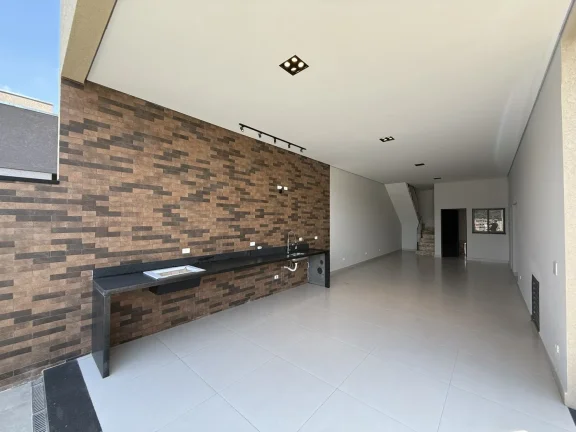 Imagem Casa Alto Padrão com Piscina e Salão, Nova Jaguari SP