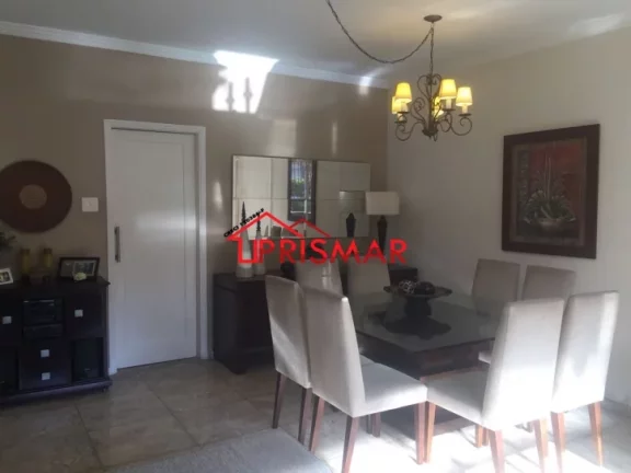 Imagem casa geminada na Ponta da Praia