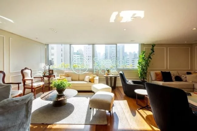 Imagem Apartamento com 207m² em um simpático prédio, em uma das ruas mais charmosa do Jardim Paulista. L...