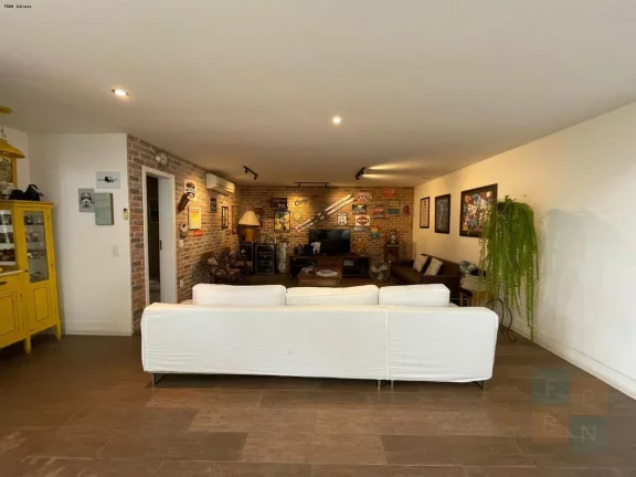 Imagem Casa em Condomínio para Venda em Rio de Janeiro / RJ no bairro Barra da Tijuca Imagem Casa em Condomínio para Venda em Rio de Janeiro / RJ no bairro Barra da Tijuca