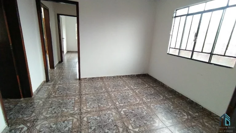 Imagem Casa a venda 03 quartos , 04 vagas no Bairro Alto em Curitiba PR