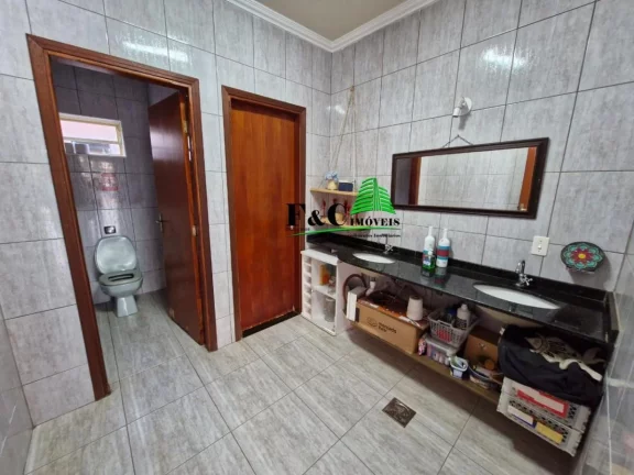 Imagem Chácara para Venda em Santa Cruz da Conceição, Santa Julieta, 2 dormitórios, 1 suíte, 1 banheiro, 4 vagas