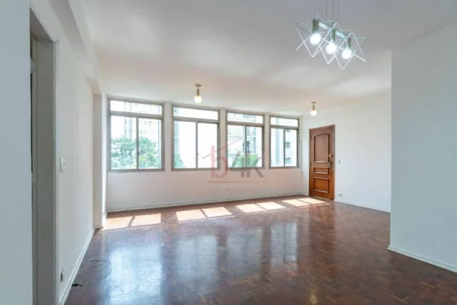 Imagem Apartamento amplo com 3 dormitórios, 107 m² à venda no Campo Belo