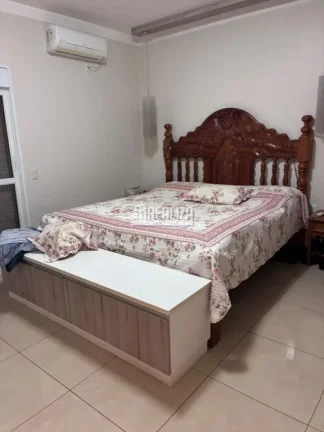 Imagem Sobrado de Alto Padrão à Venda com 4 Suítes, Closet e Área Gourmet no bairro Santa Maria - Uberaba/MG
