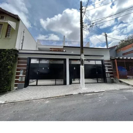 Sobrados Novos sendo, 3 Quartos e 4 Vagas, no Bela Vista em