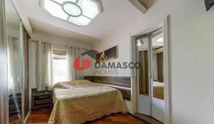 Imagem Sobrado à venda 5 Quartos, 1 Suite, 3 Vagas, 265M², Mauá, São Caetano do Sul - SP