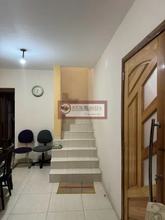 Imagem Assobradado à Venda em Vila São José - 2 Dormitórios, 190m²