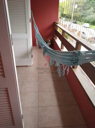 Imagem CASA ALTO PADRÃO, impecável, 4 dormitórios, um c/suite, área próximo ao centro e Shopping