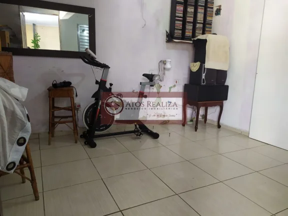 Imagem Casa em Parque Grajau - São Paulo: 2 dormitórios, 1 suítes, 1 vaga de Garagem por R$290.000 - Venda