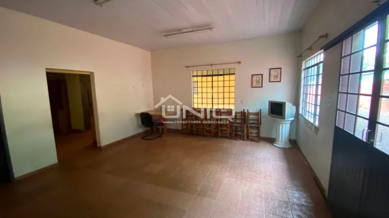 Imagem Barracões Disponiveis Saída para Itapejara D'Oeste